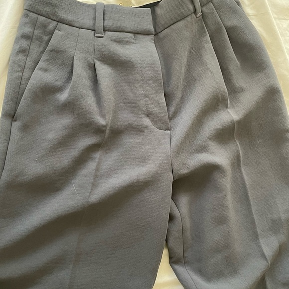 Aritzia Vintage Navy Wide-Leg Pleated Trousers - Picture 8 of 9